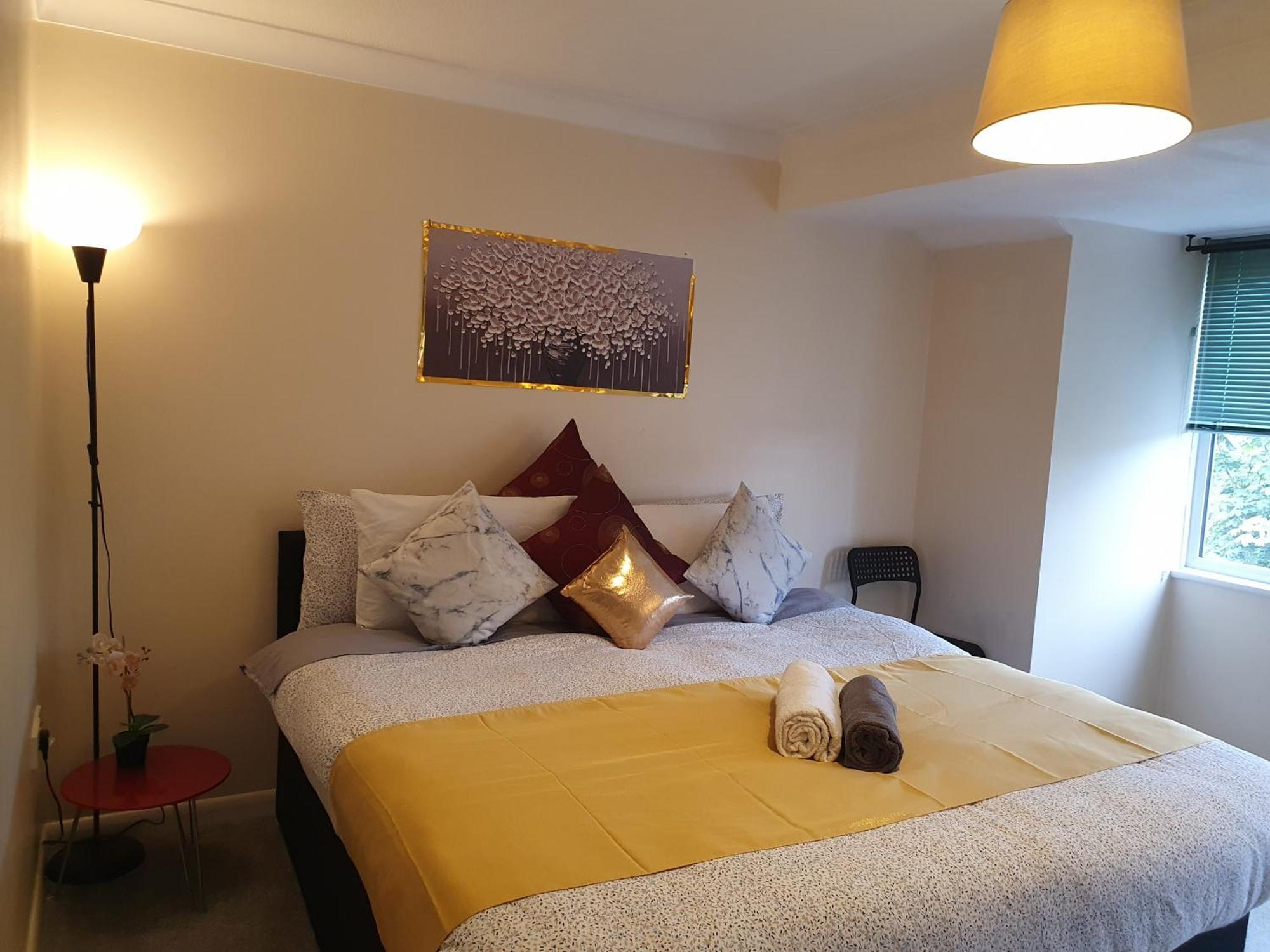 Lovely 1Bedrood Apartment Гильдфорд Экстерьер фото